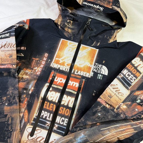 Supreme The North Face Taped Seam Shell Jacket Times Square Size S - Picture 7 of 10